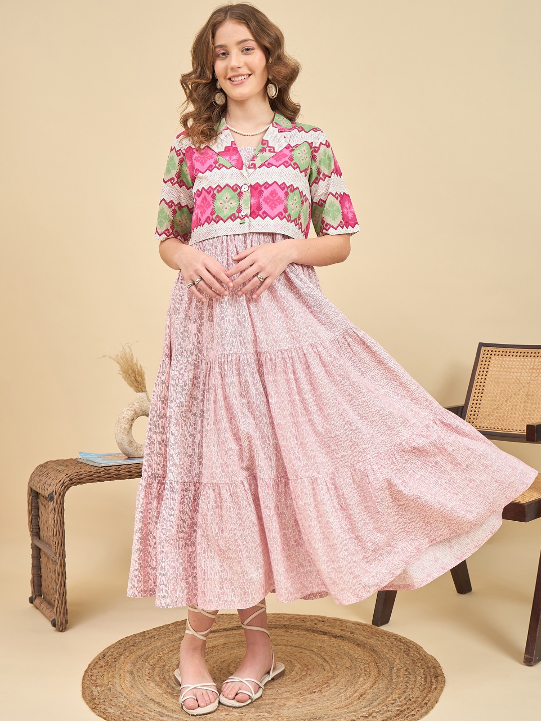 SKU 1 with locked model face