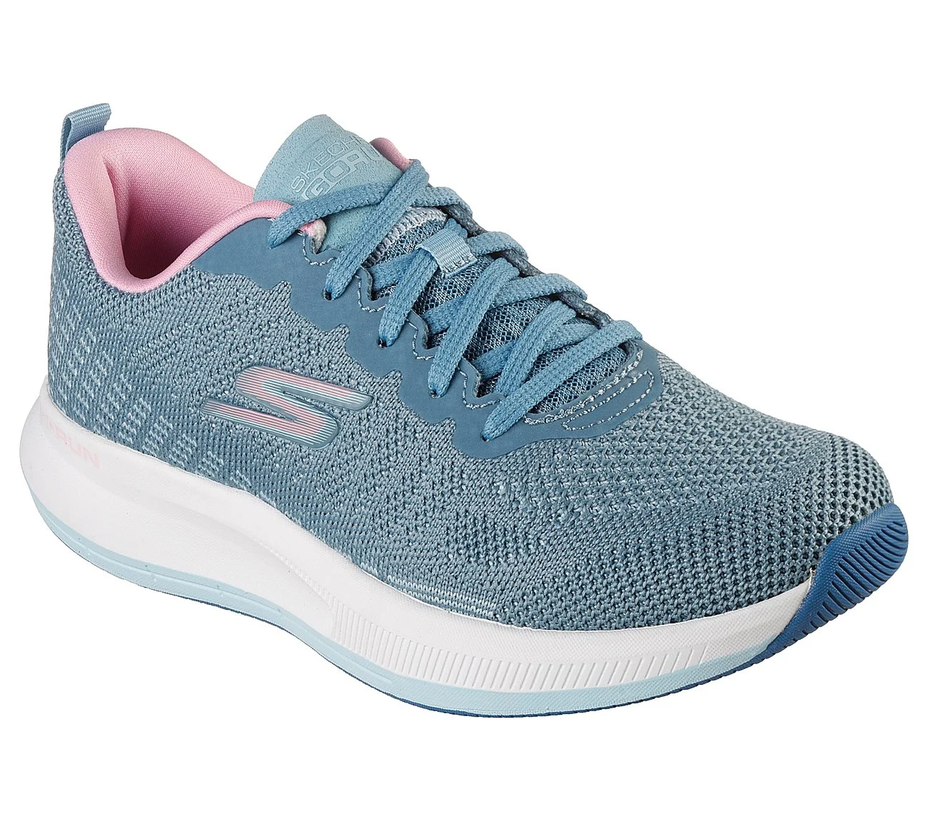 Plain sneaker product photo — before